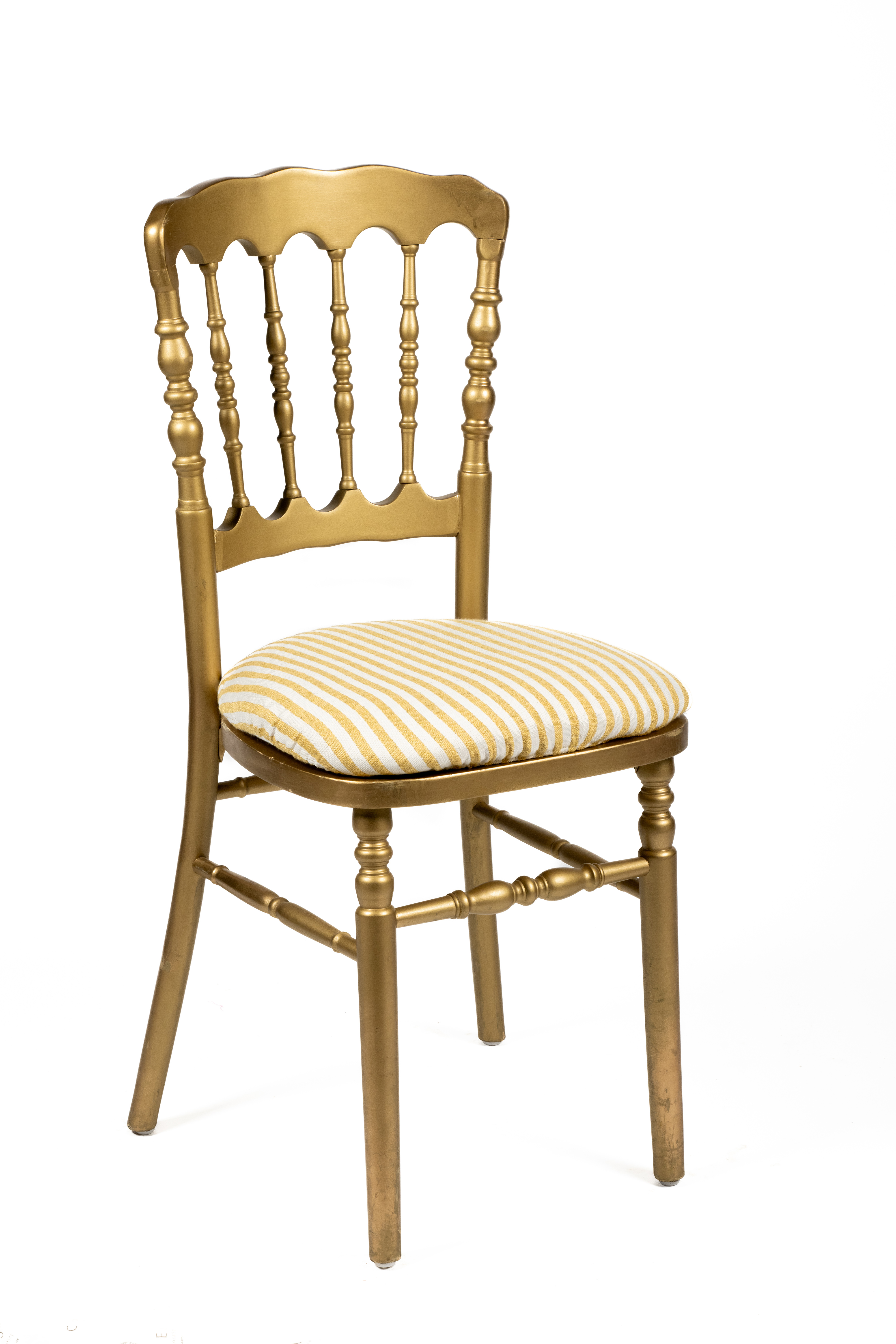 Cojin amarillo silla napoleon dorada