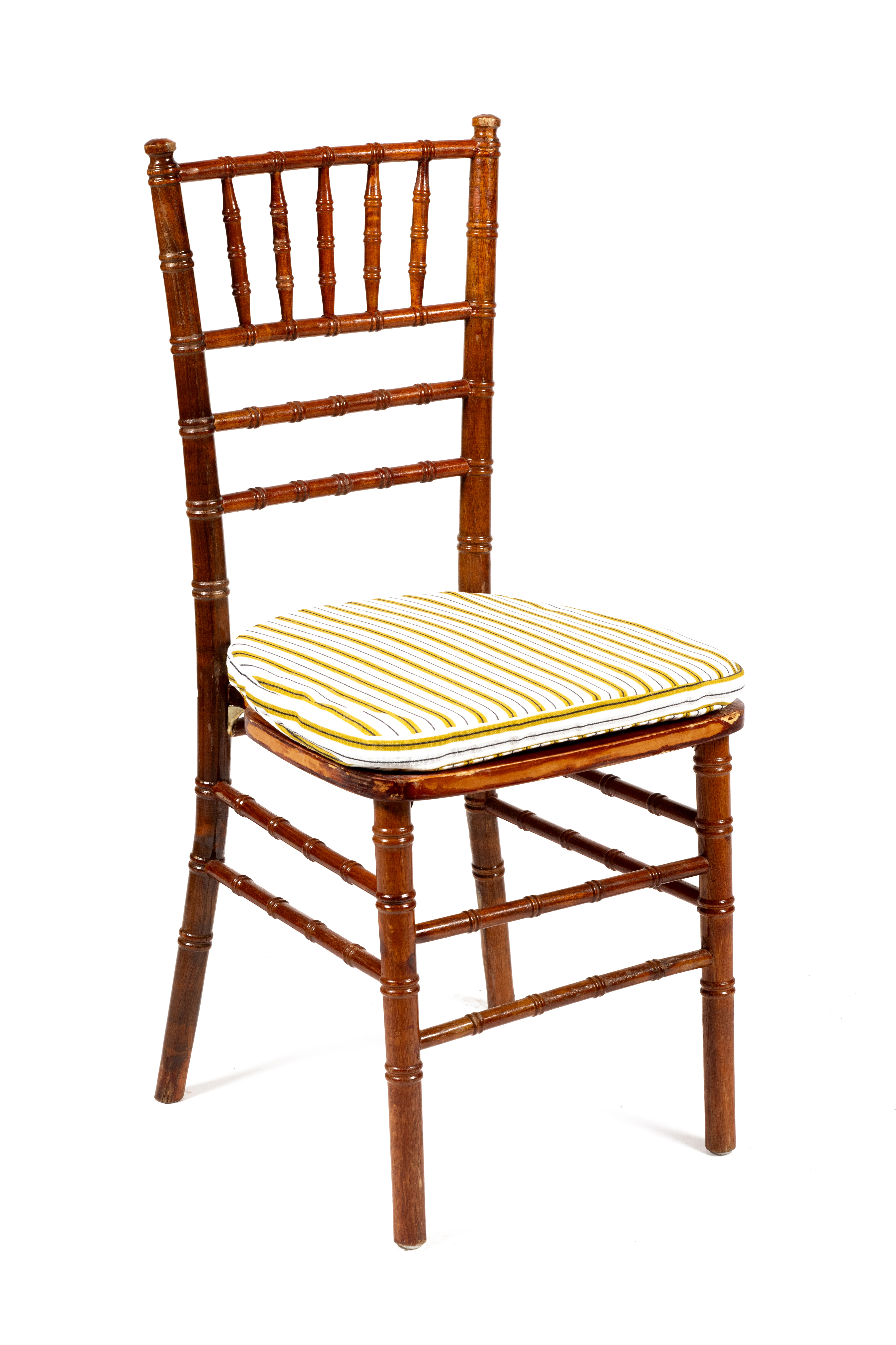 Cojin amarillo tiff fruitwood